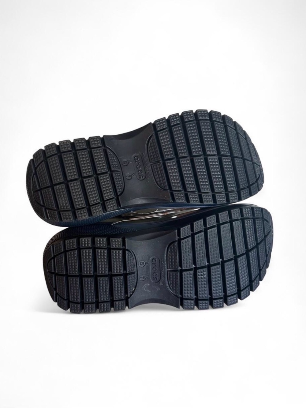 Crocs Mega Crush Platform Sandals - Picture 5 of 8